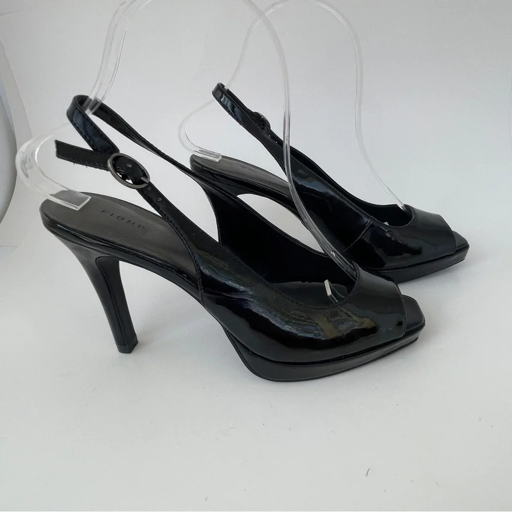 FIONI Clothing Black Patent Slingback Heels - Picture 2 of 10